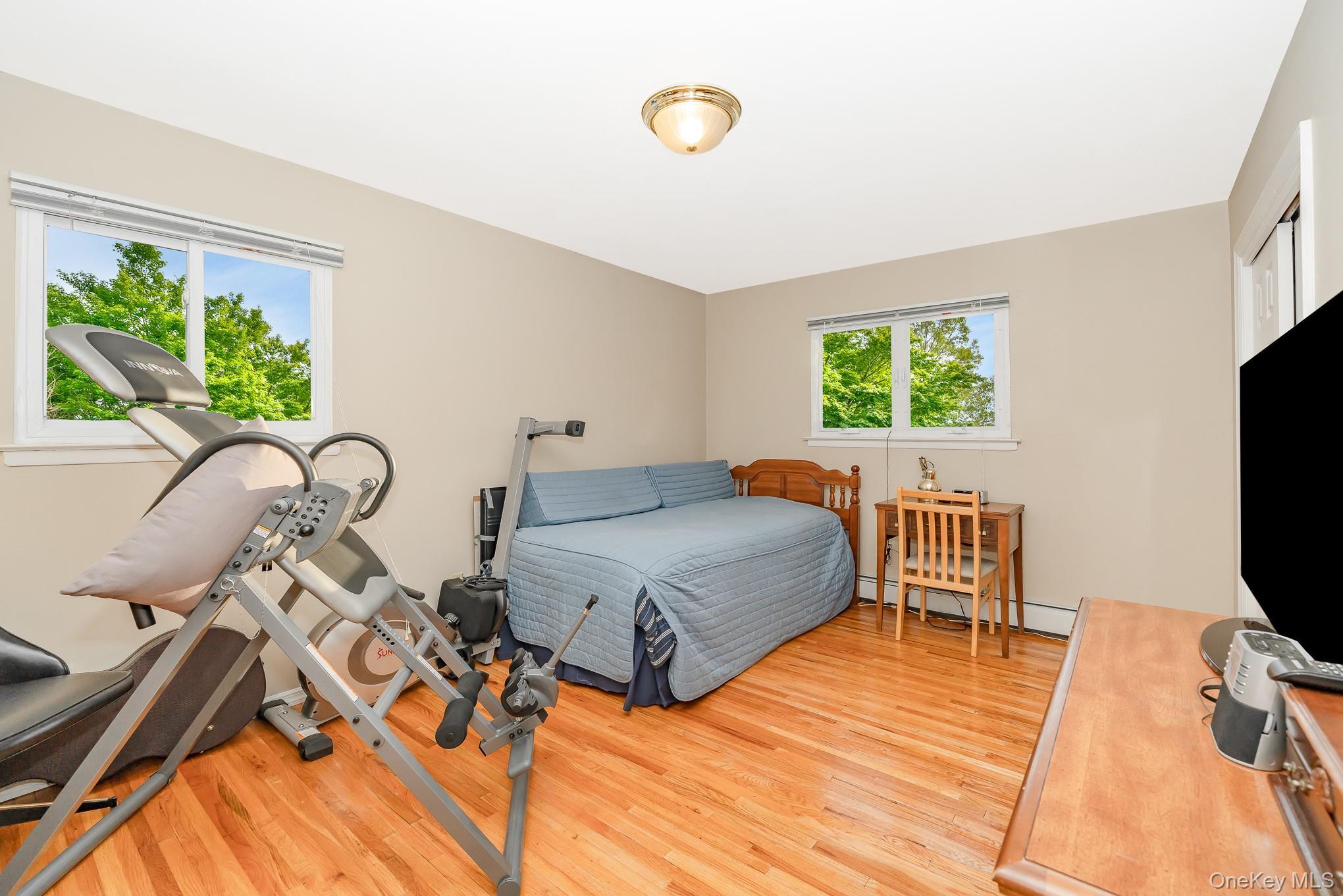 Single Family Sue-ann  Suffolk County, NY 11703, MLS-932302-10