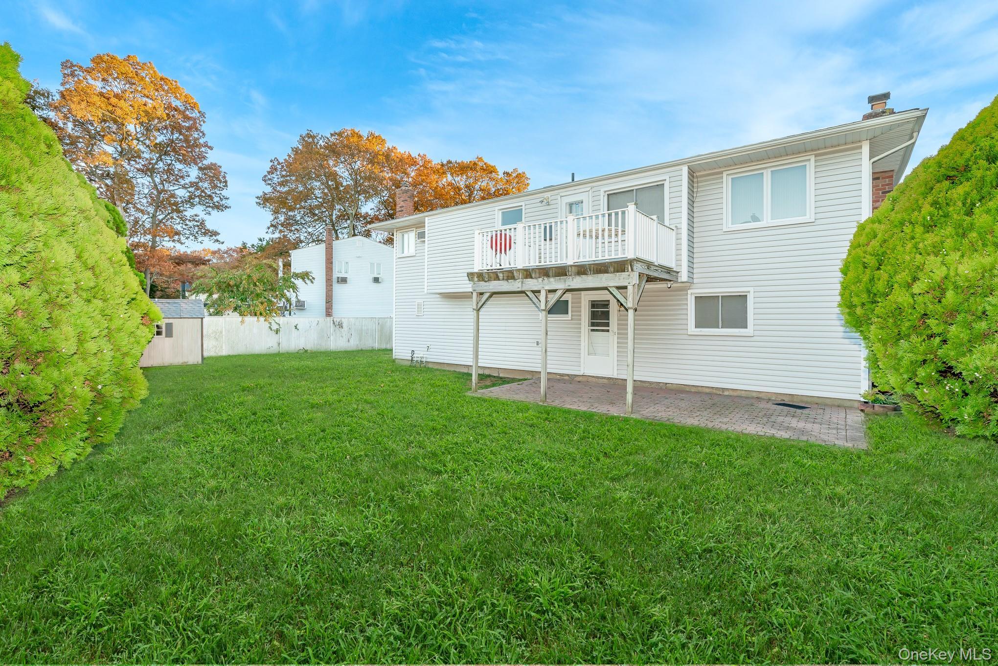 Single Family Sue-ann  Suffolk County, NY 11703, MLS-932302-15