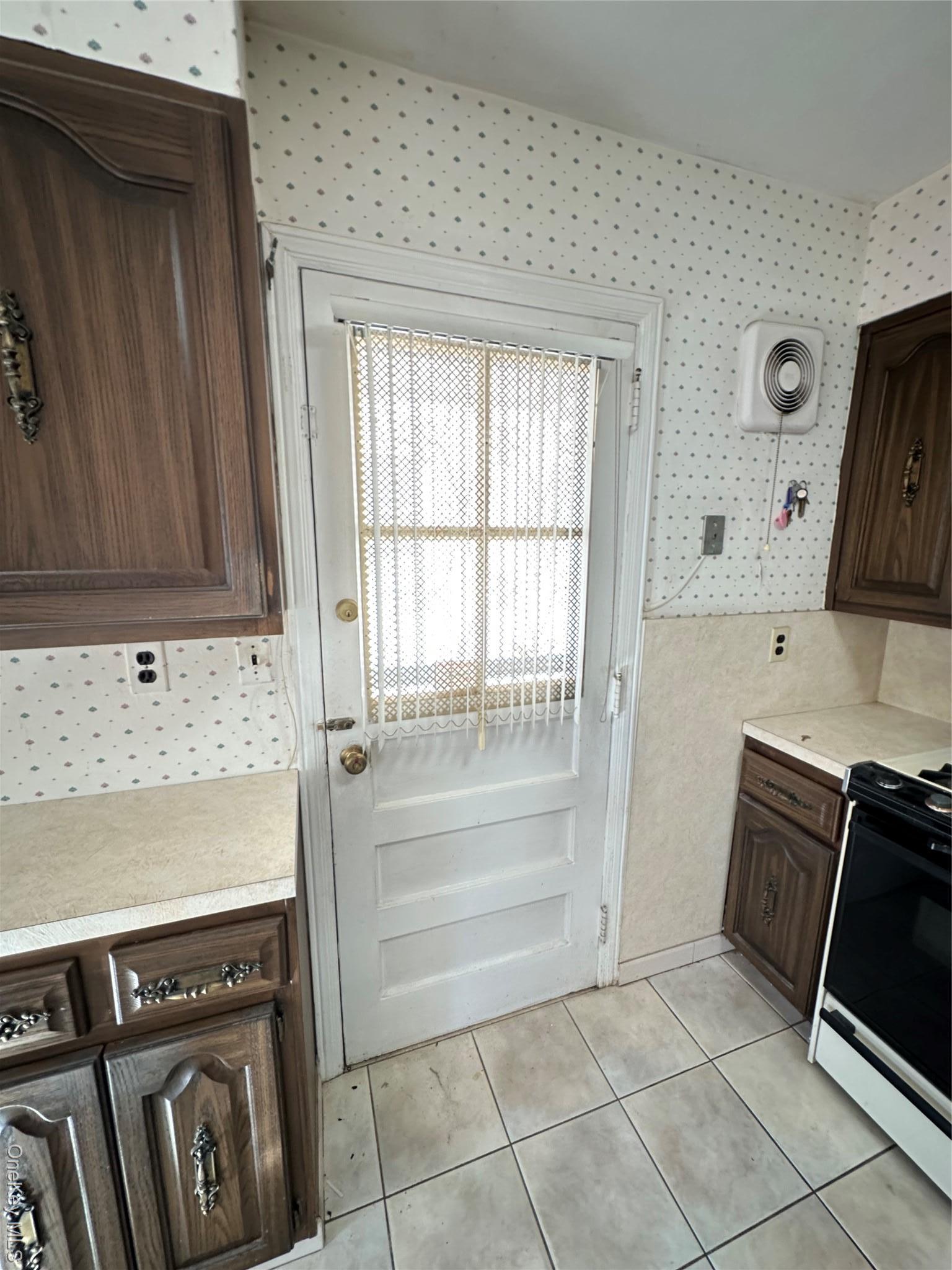 Single Family 20th Queens, NY 11357, MLS-932308-13