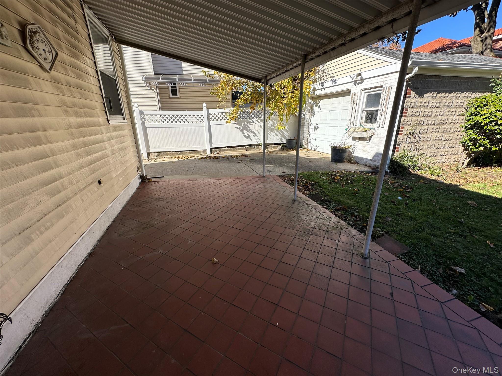 Single Family 20th Queens, NY 11357, MLS-932308-4