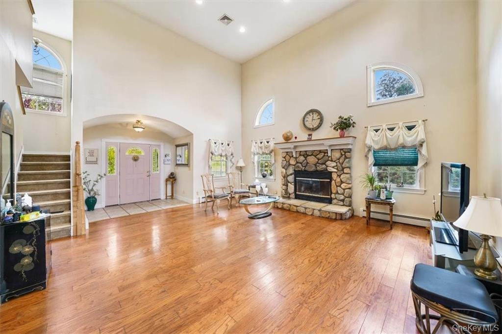 Single Family Bruyn  Orange County, NY 12566, MLS-932313-6