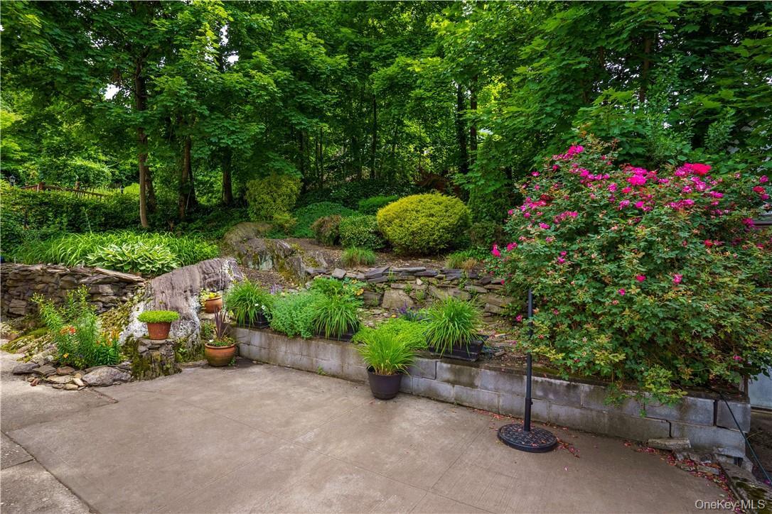 Single Family Esplanade Westchester County, NY 10553, MLS-932315-15