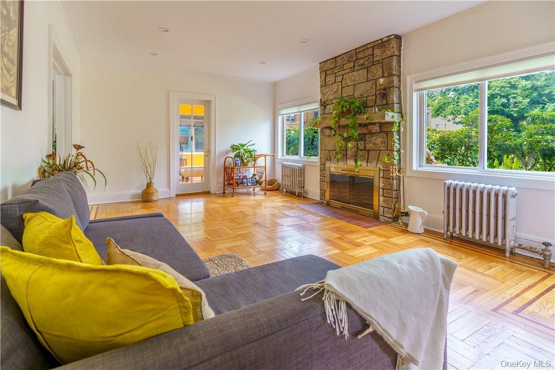 Single Family Esplanade Westchester County, NY 10553, MLS-932315-8