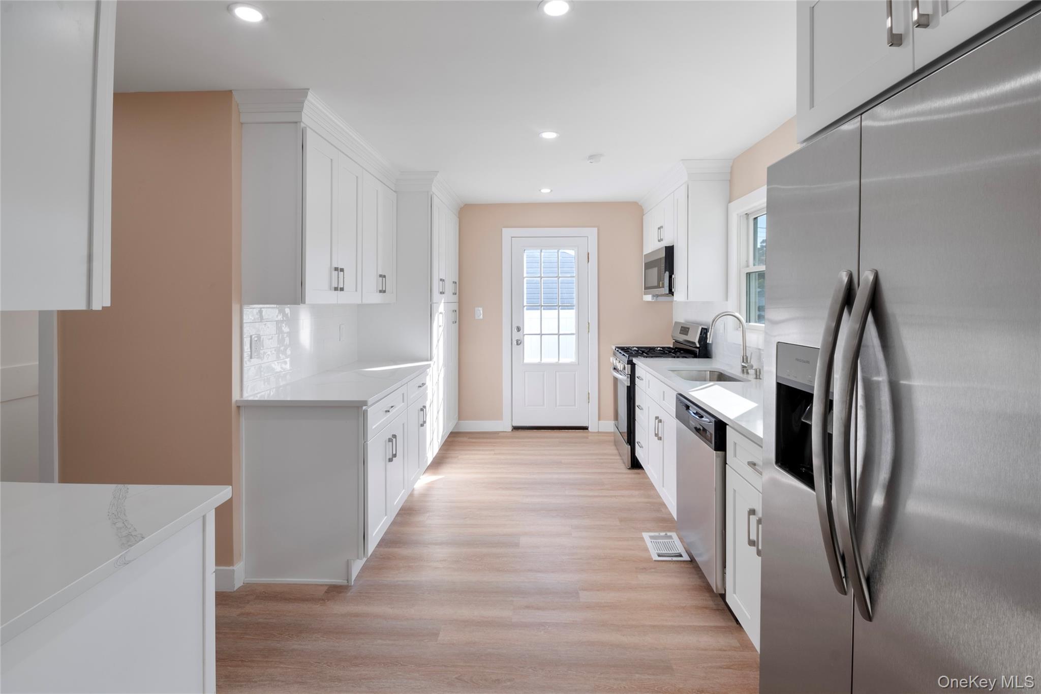 Single Family Carll  Suffolk County, NY 11706, MLS-932332-12