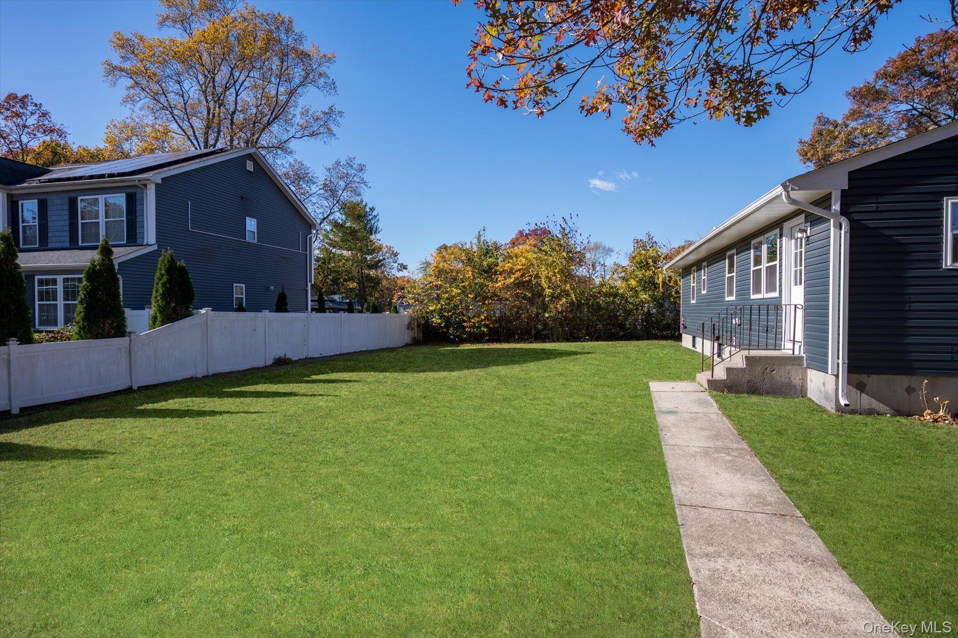 Single Family Nicolls  Suffolk County, NY 11798, MLS-932337-18