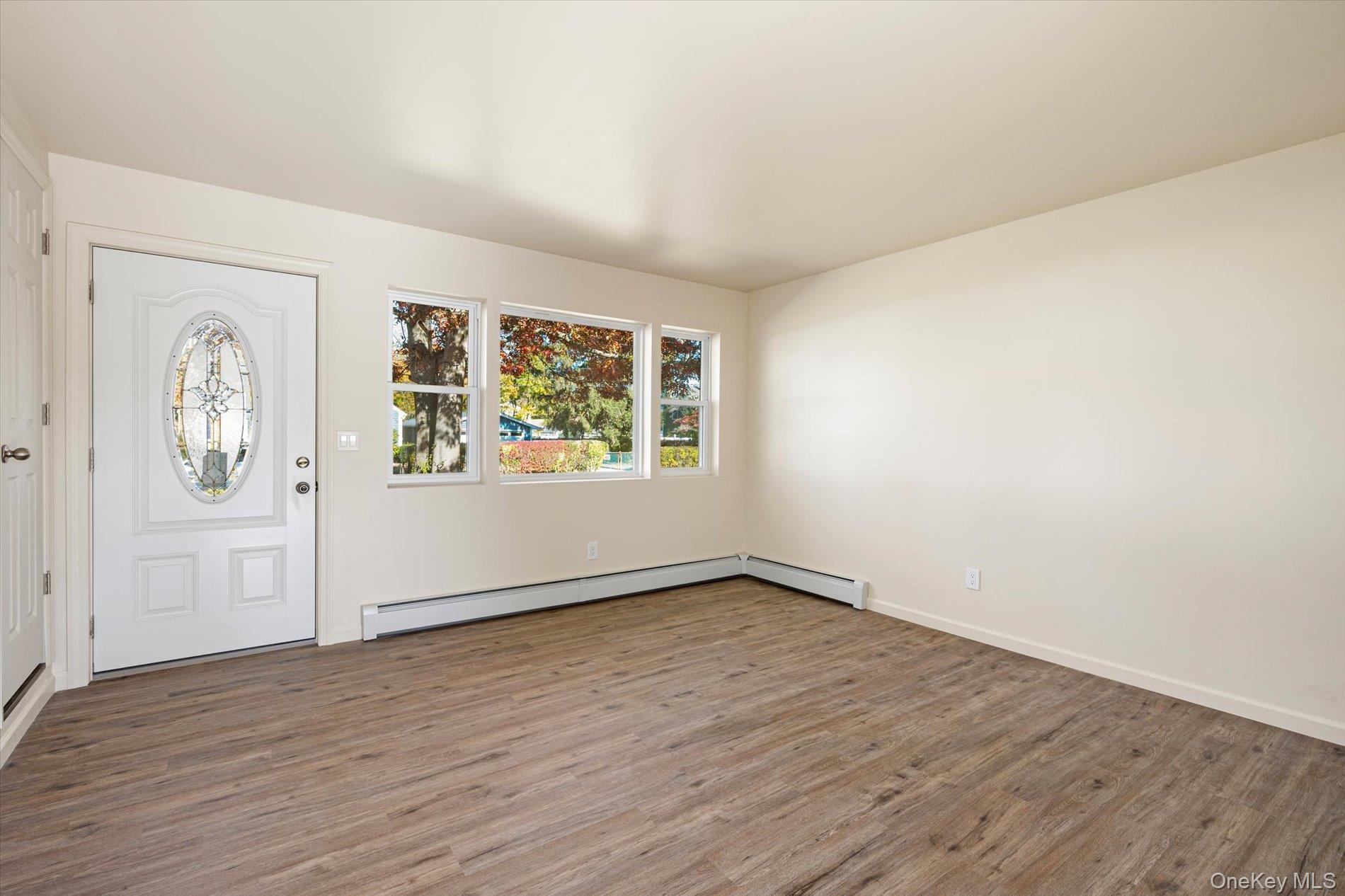 Single Family Nicolls  Suffolk County, NY 11798, MLS-932337-4