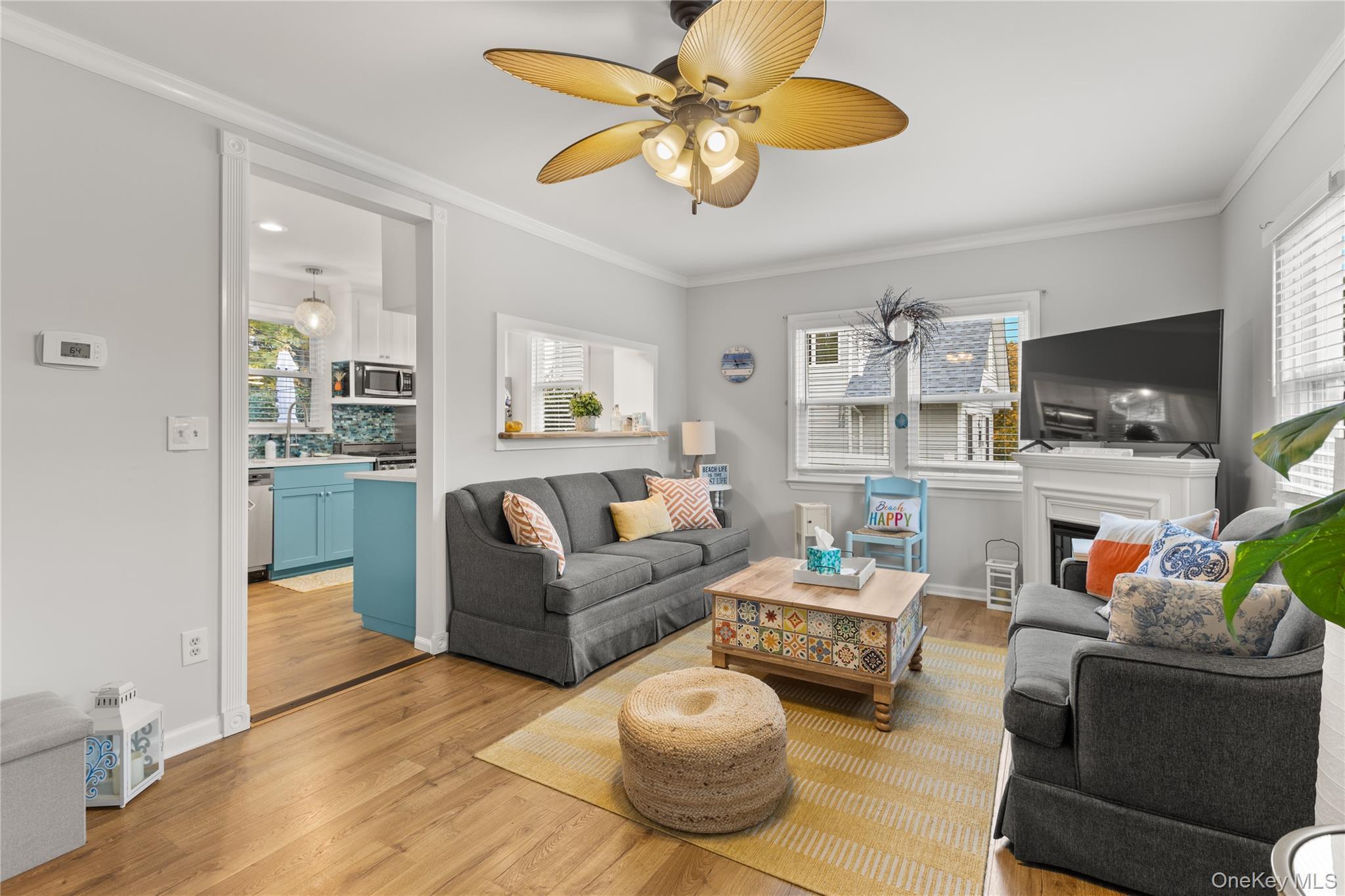 Single Family Locust  Suffolk County, NY 11792, MLS-932353-6