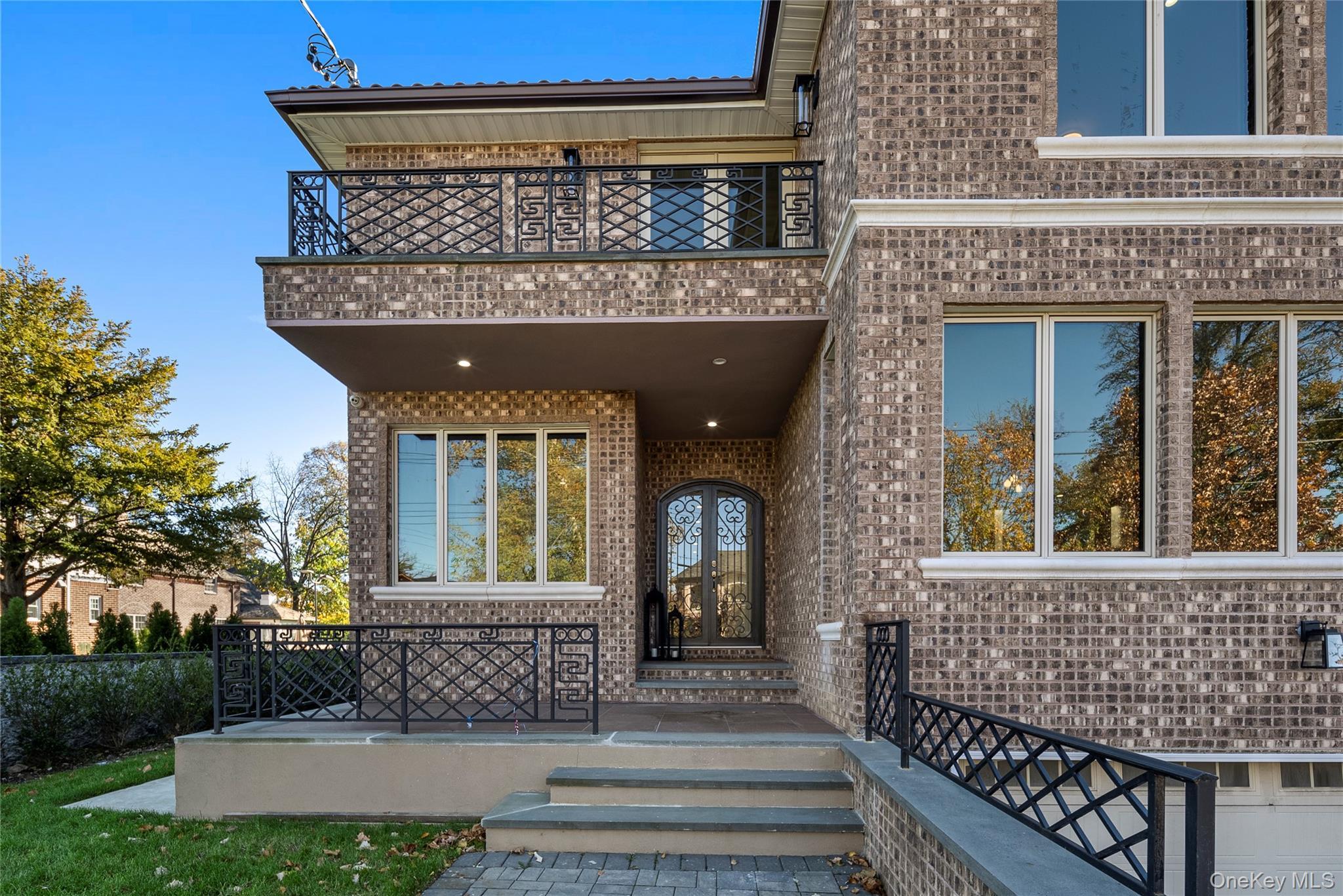 Single Family Boulevard  Queens, NY 11357, MLS-932355-2