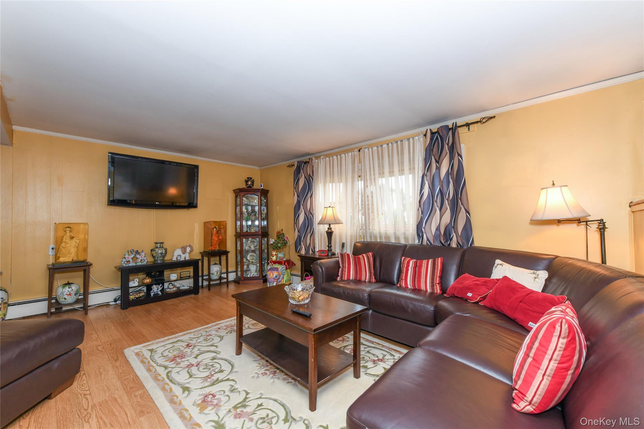 Single Family Clarke  Suffolk County, NY 11717, MLS-932360-10