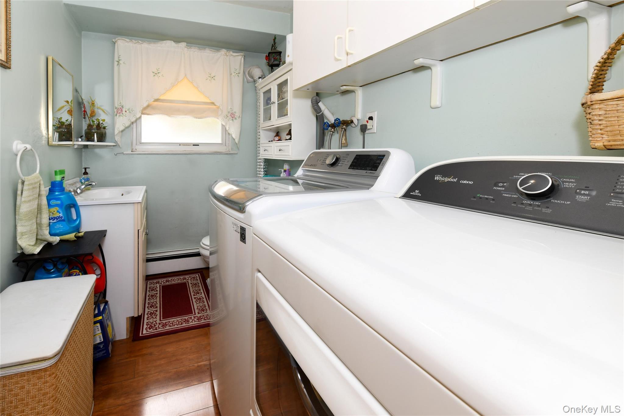 Single Family Clarke  Suffolk County, NY 11717, MLS-932360-26