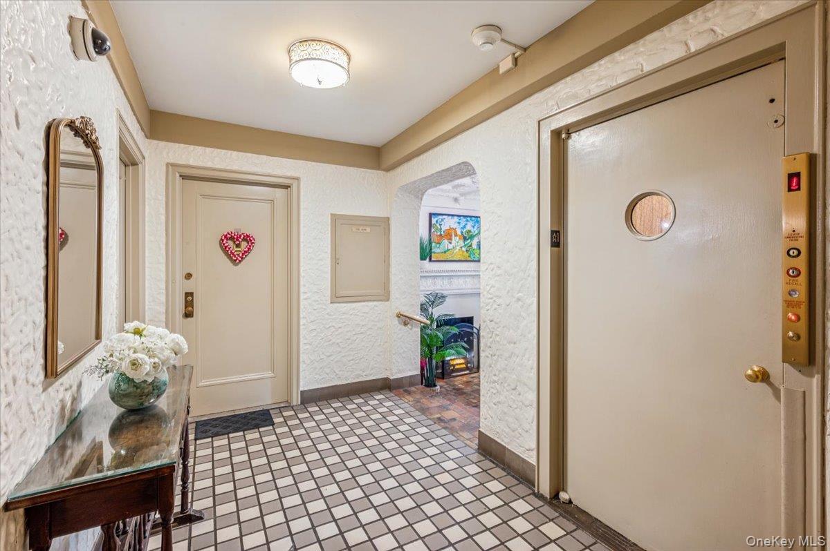 Coop Chatsworth  Westchester County, NY 10538, MLS-932392-4