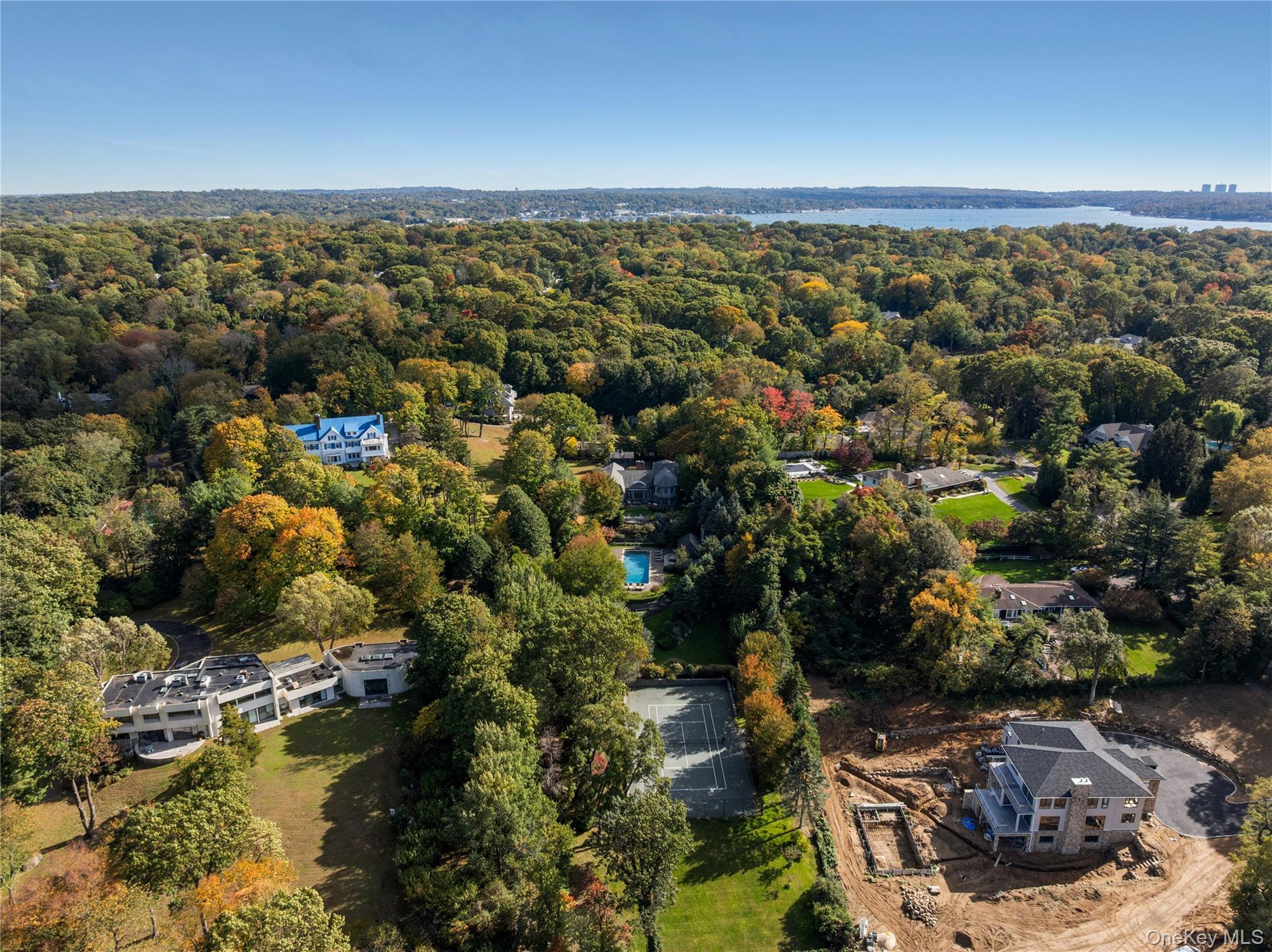 Single Family Soundview Lane Nassau County, NY 11050, MLS-932420-40