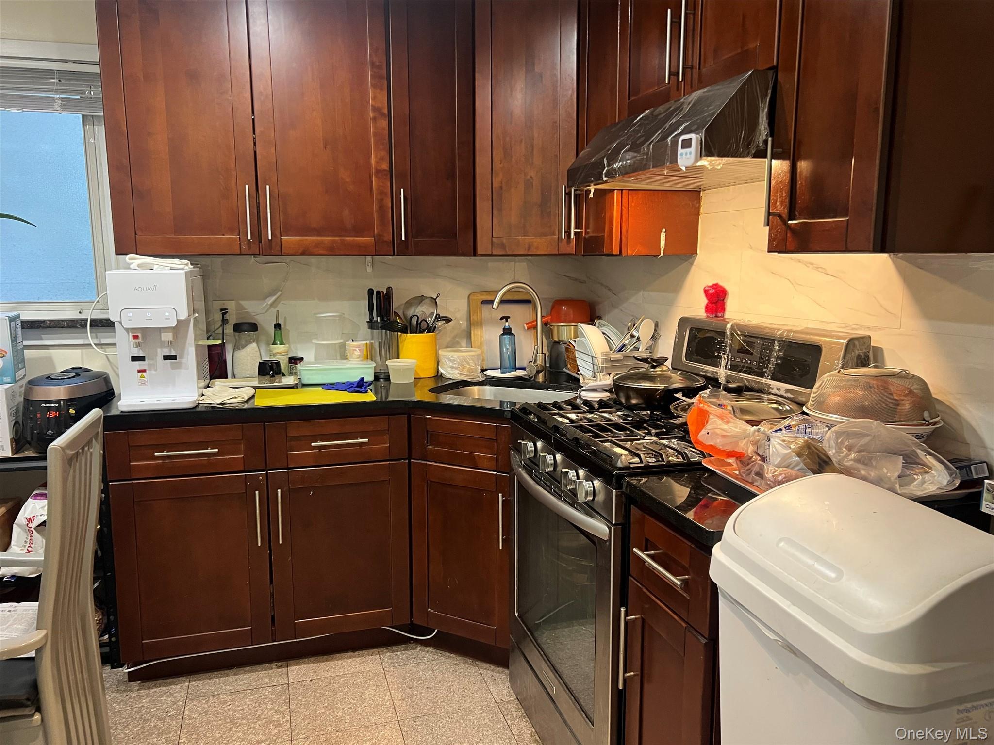 Single Family 33rd Queens, NY 11354, MLS-932431-3