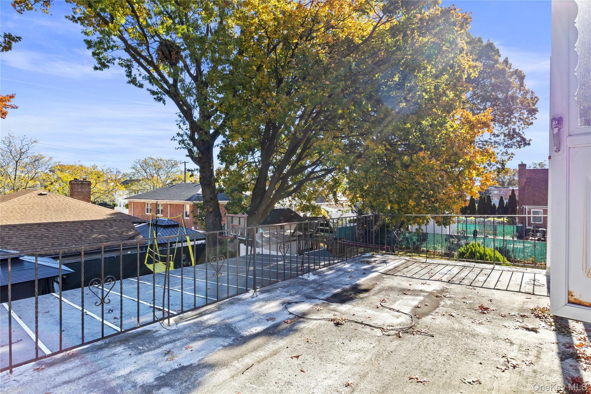 Single Family 261st Queens, NY 11004, MLS-932444-23