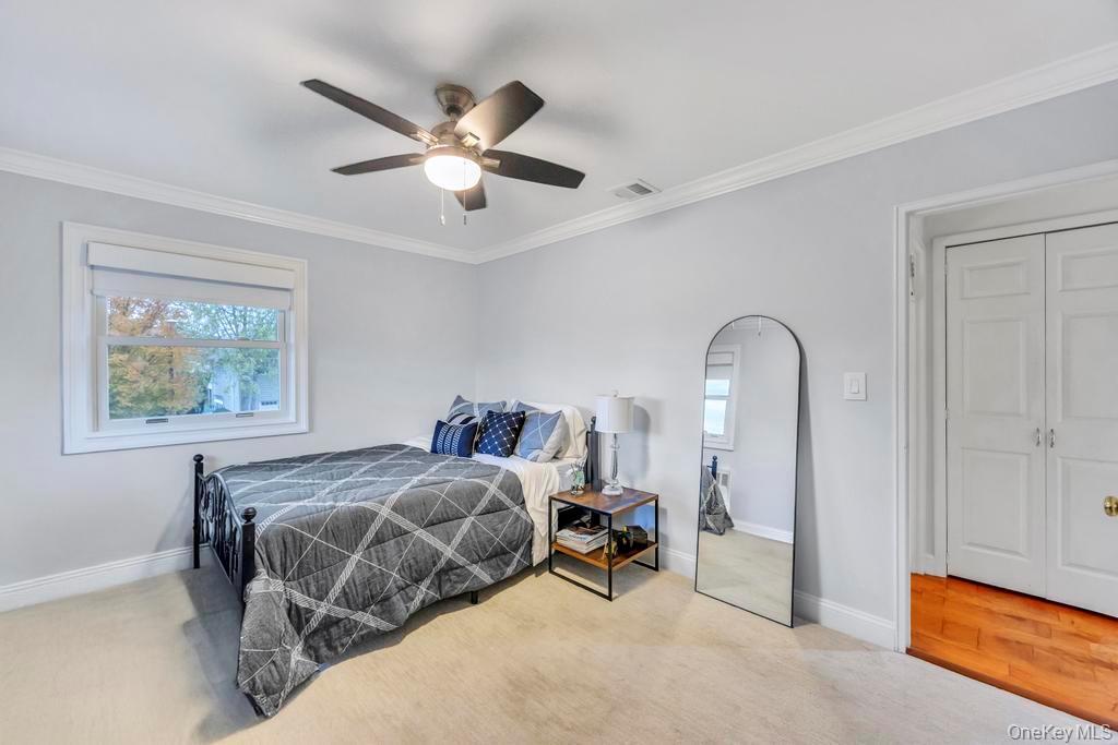 Single Family Glenwood  Nassau County, NY 11803, MLS-932460-31