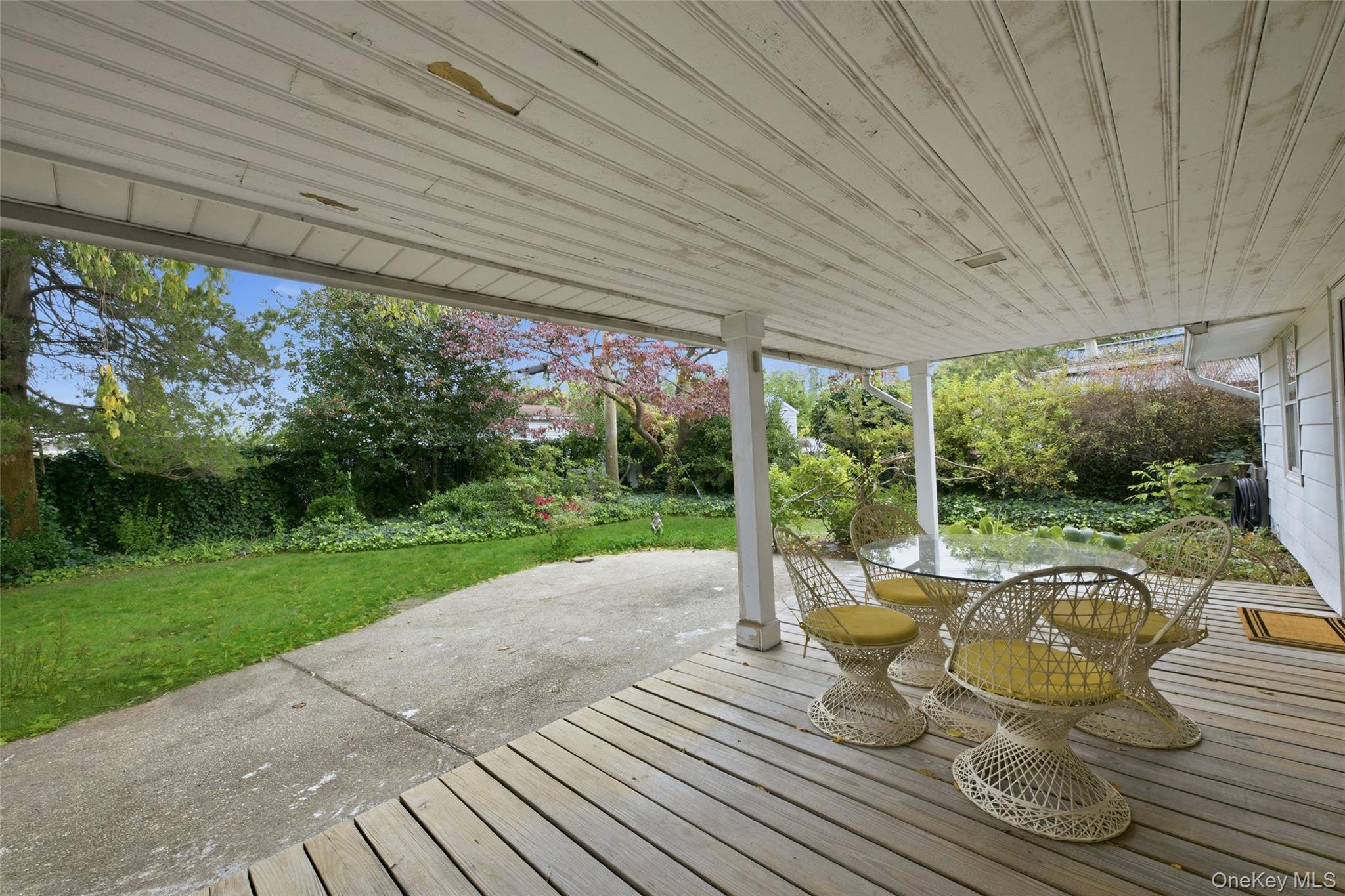 Single Family Kingfisher Nassau County, NY 11756, MLS-932461-17