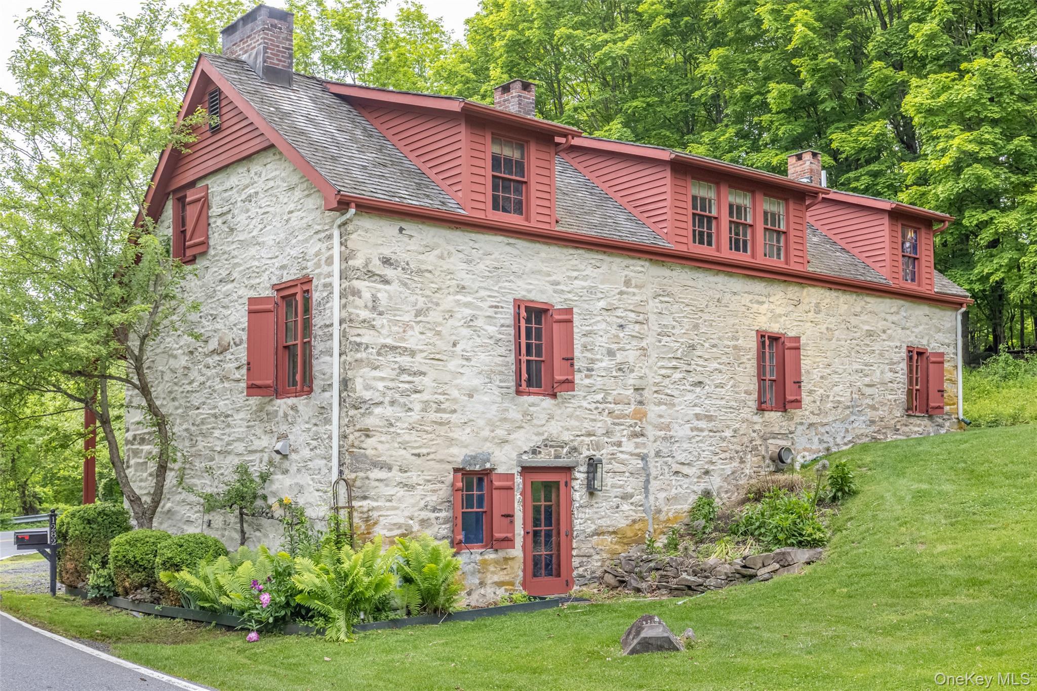 Single Family Old Post  Ulster County, NY 12487, MLS-932482-4