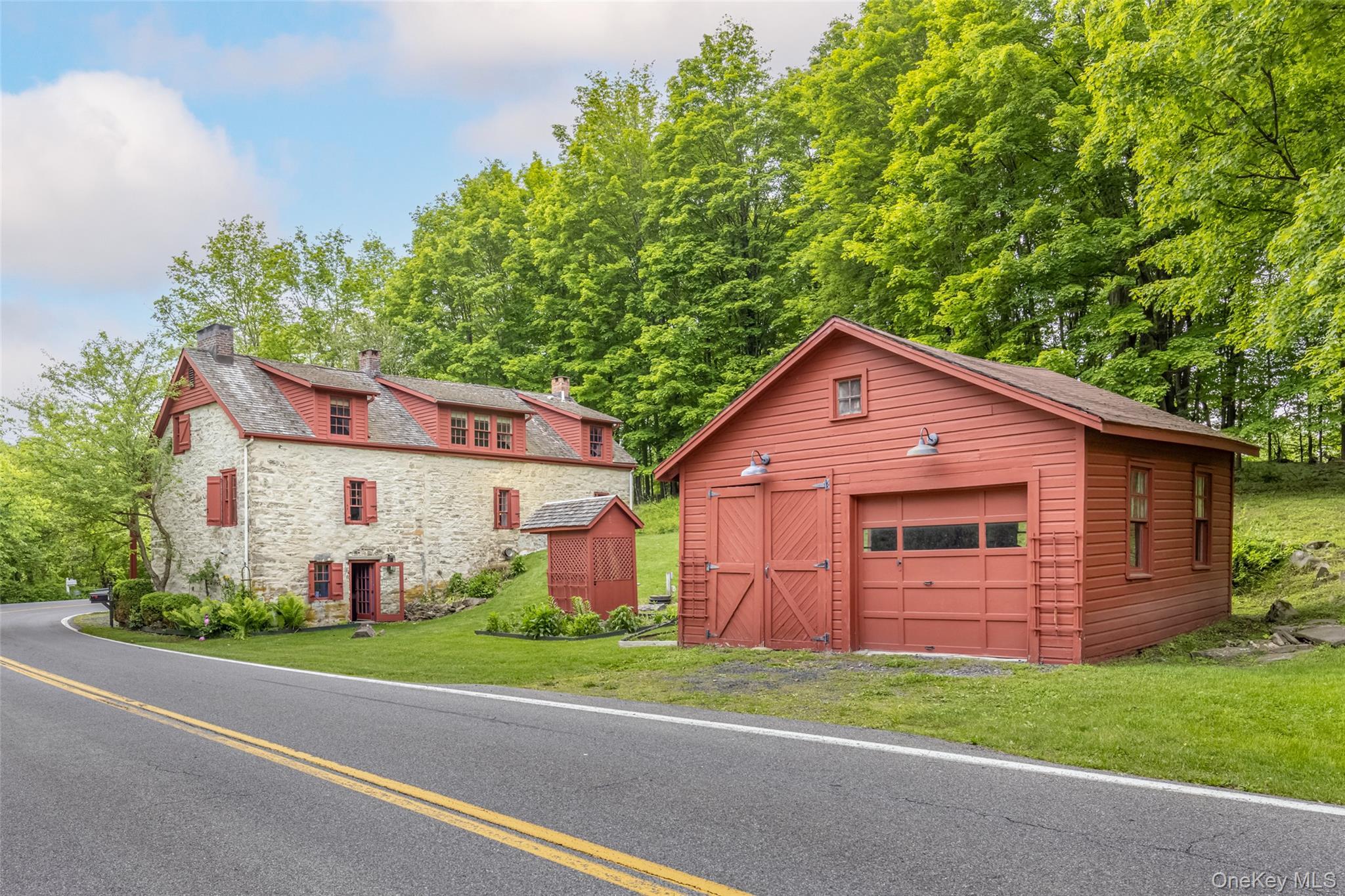 Single Family Old Post  Ulster County, NY 12487, MLS-932482-48