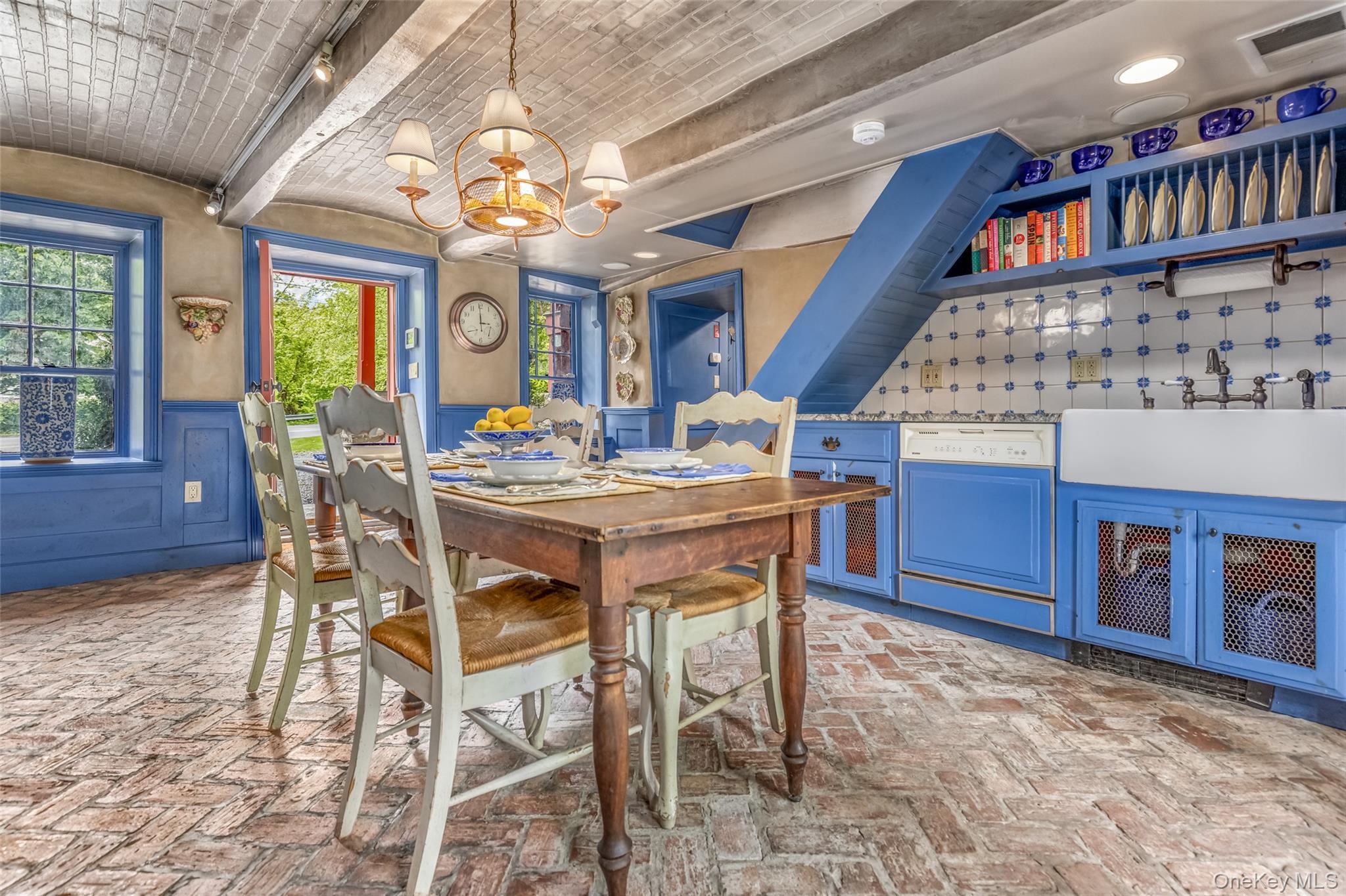 Single Family Old Post  Ulster County, NY 12487, MLS-932482-8