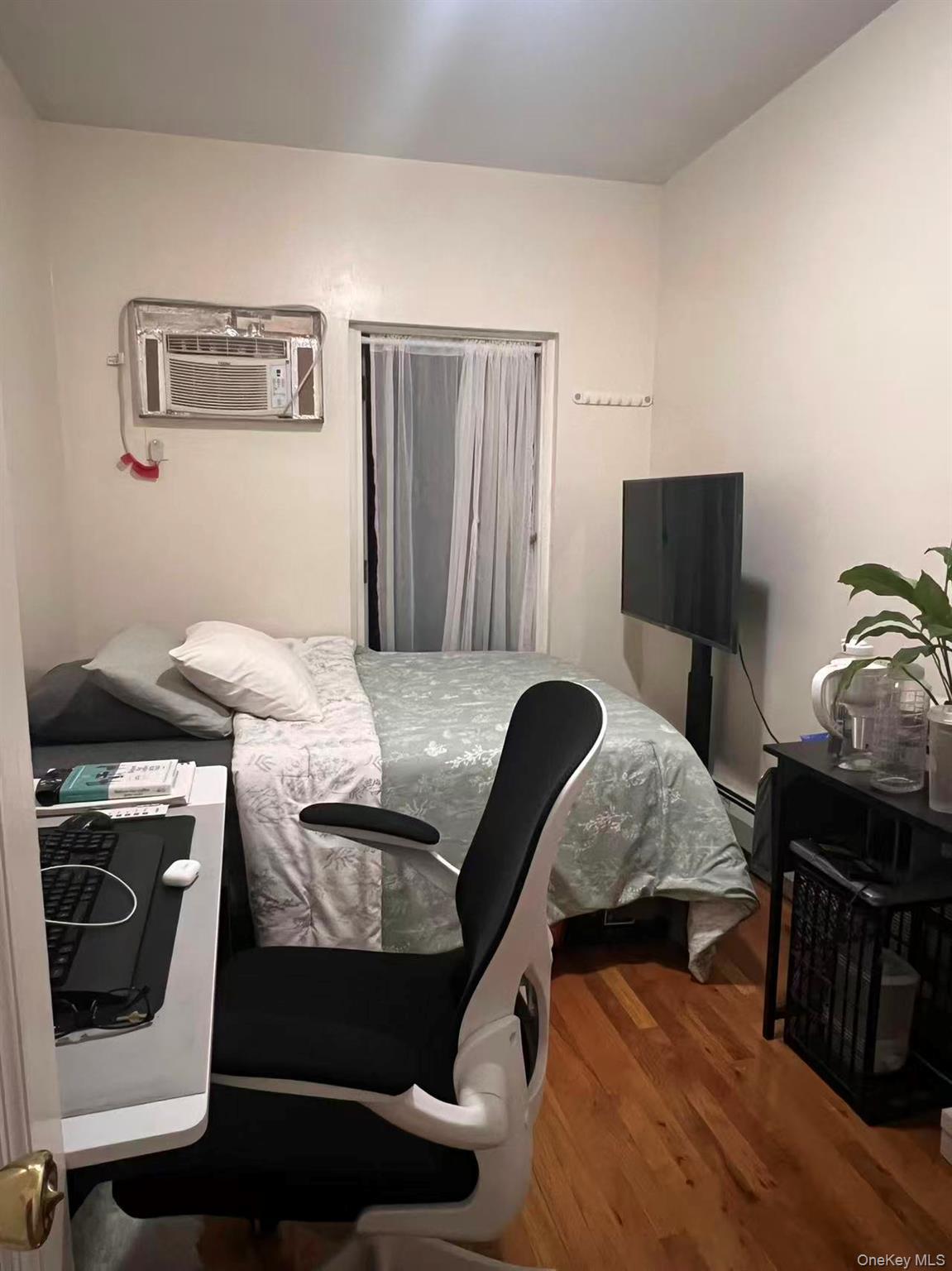 Single Family 52nd  Queens, NY 11373, MLS-932491-6