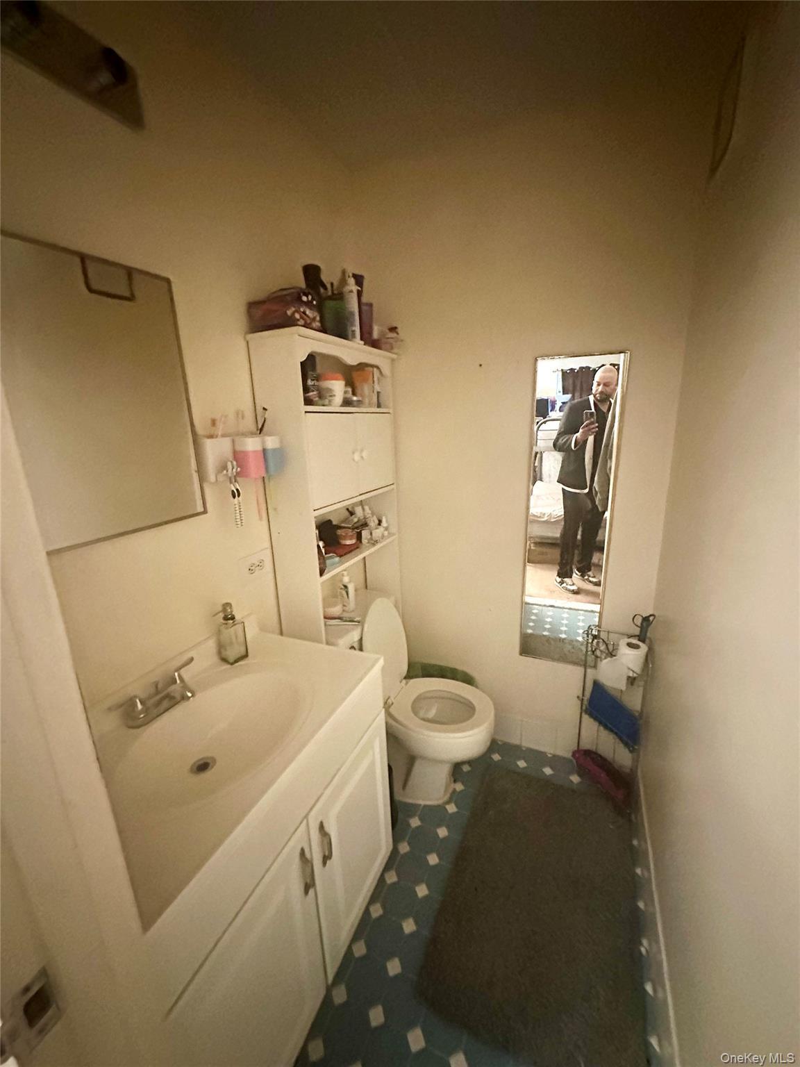 Condo Adrian  Bronx, NY 10463, MLS-932492-9