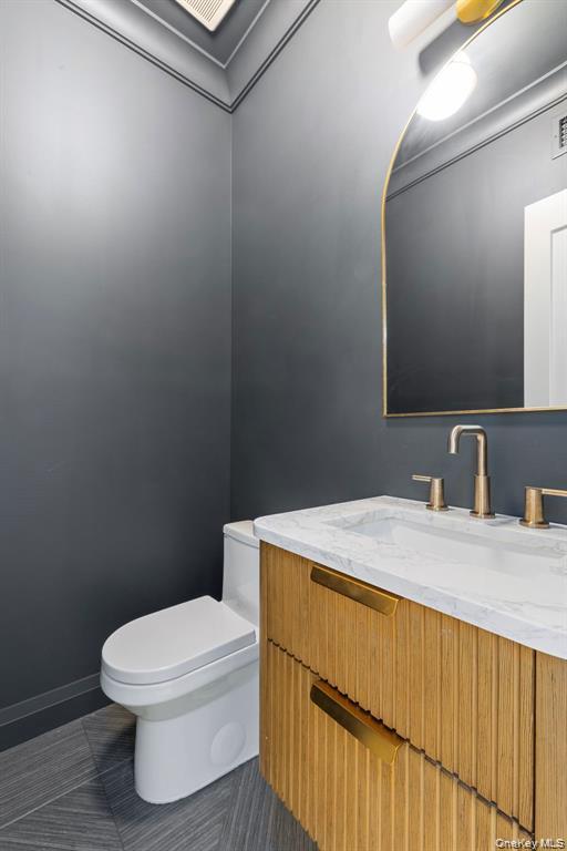 Single Family Otsego Nassau County, NY 11753, MLS-932535-11