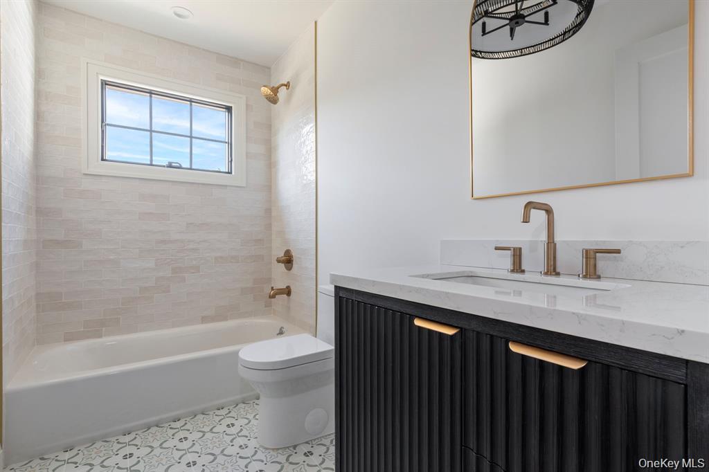 Single Family Otsego Nassau County, NY 11753, MLS-932535-18