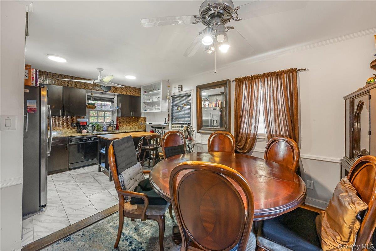 Single Family Meadowbrook  Nassau County, NY 11550, MLS-932566-7