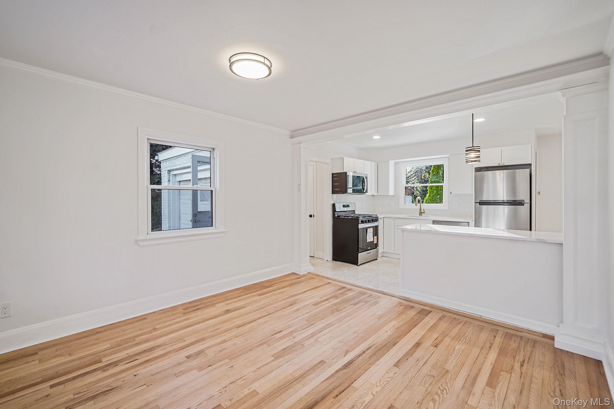 Single Family Oxford  Nassau County, NY 11520, MLS-932576-12