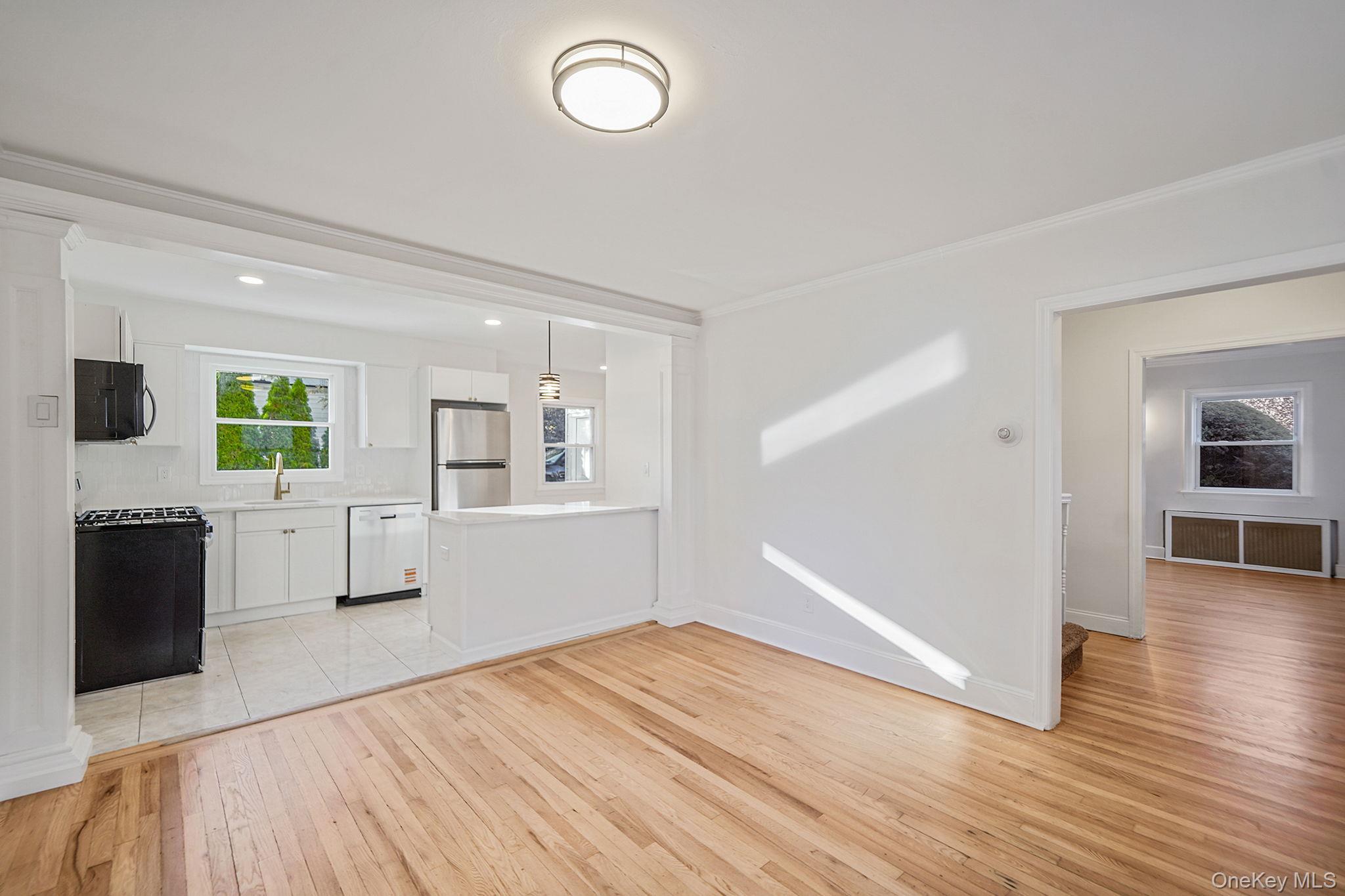 Single Family Oxford  Nassau County, NY 11520, MLS-932576-13