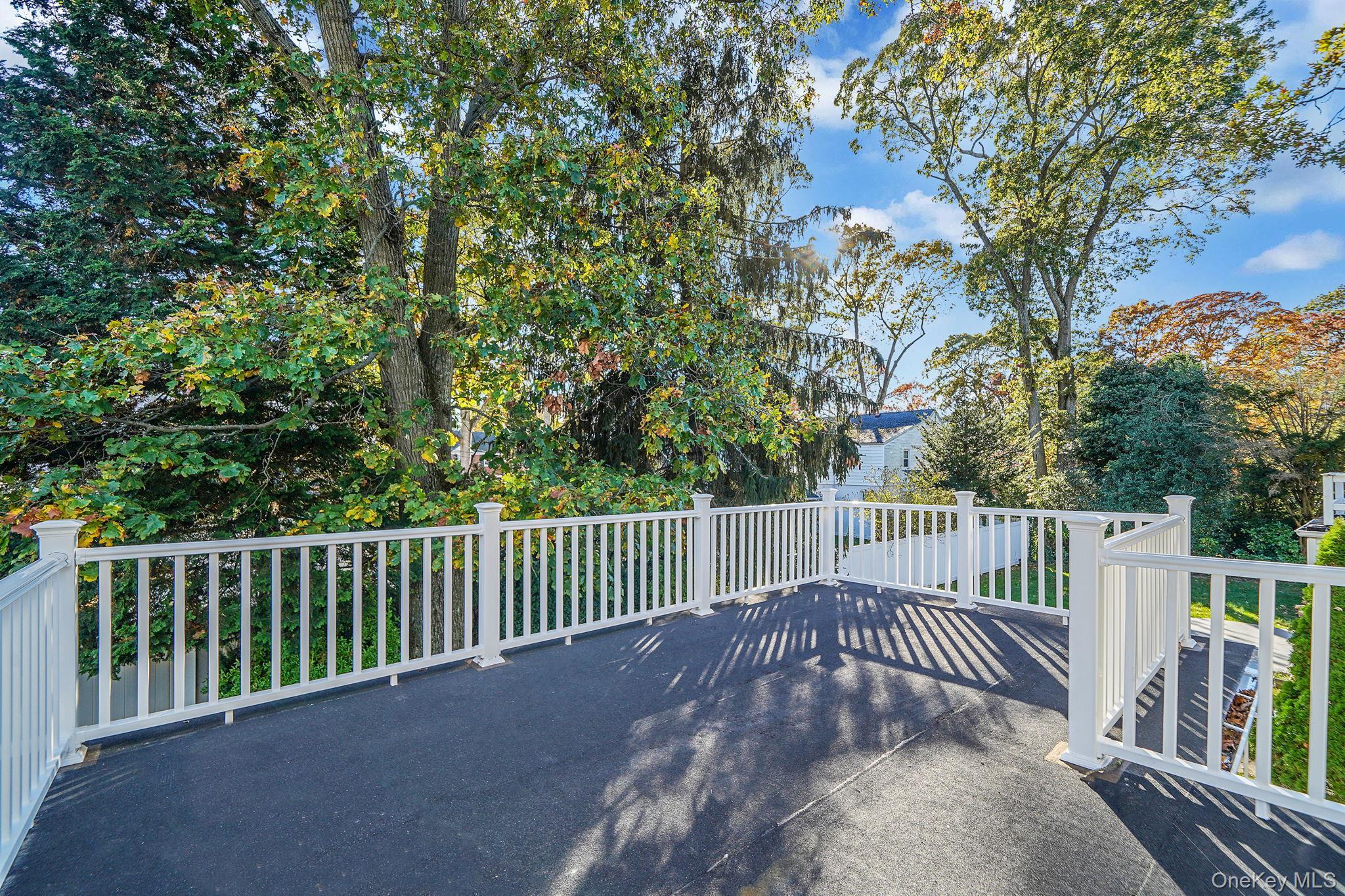 Single Family Oxford  Nassau County, NY 11520, MLS-932576-25