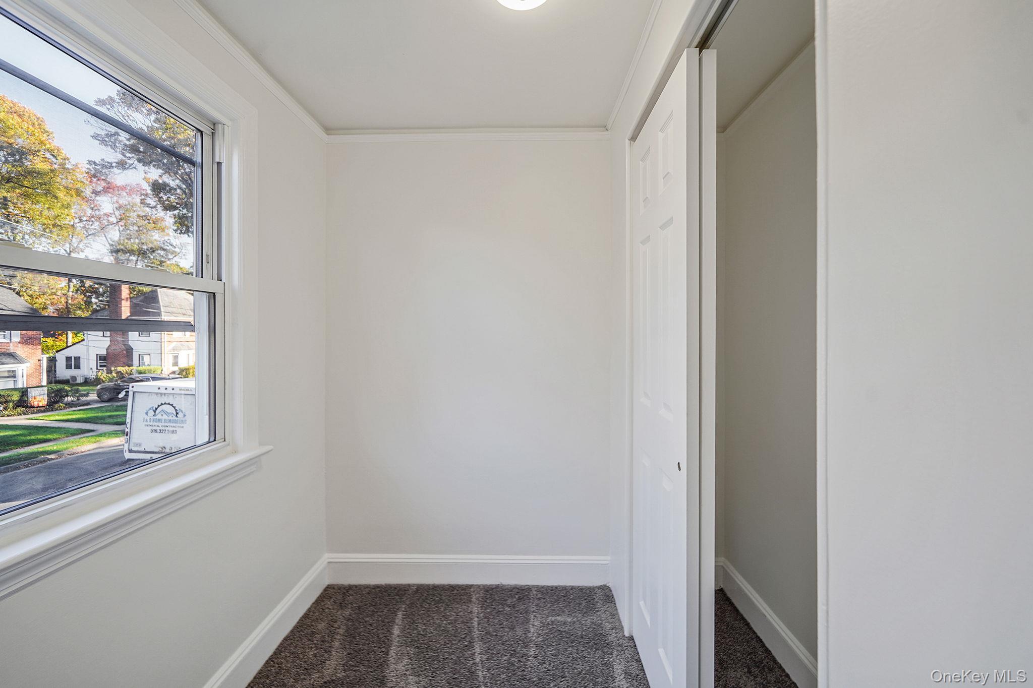 Single Family Oxford  Nassau County, NY 11520, MLS-932576-32