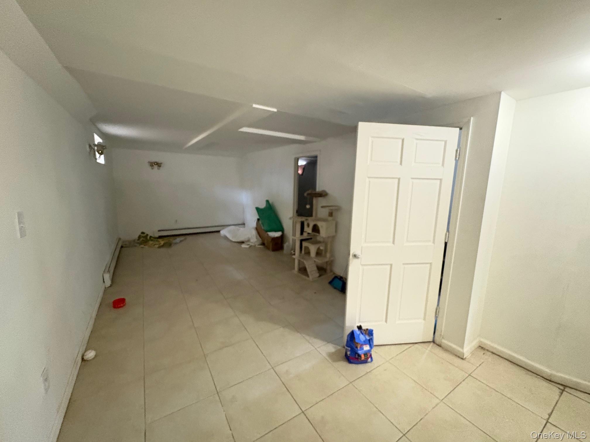 Single Family Garden City Suffolk County, NY 11798, MLS-932586-31