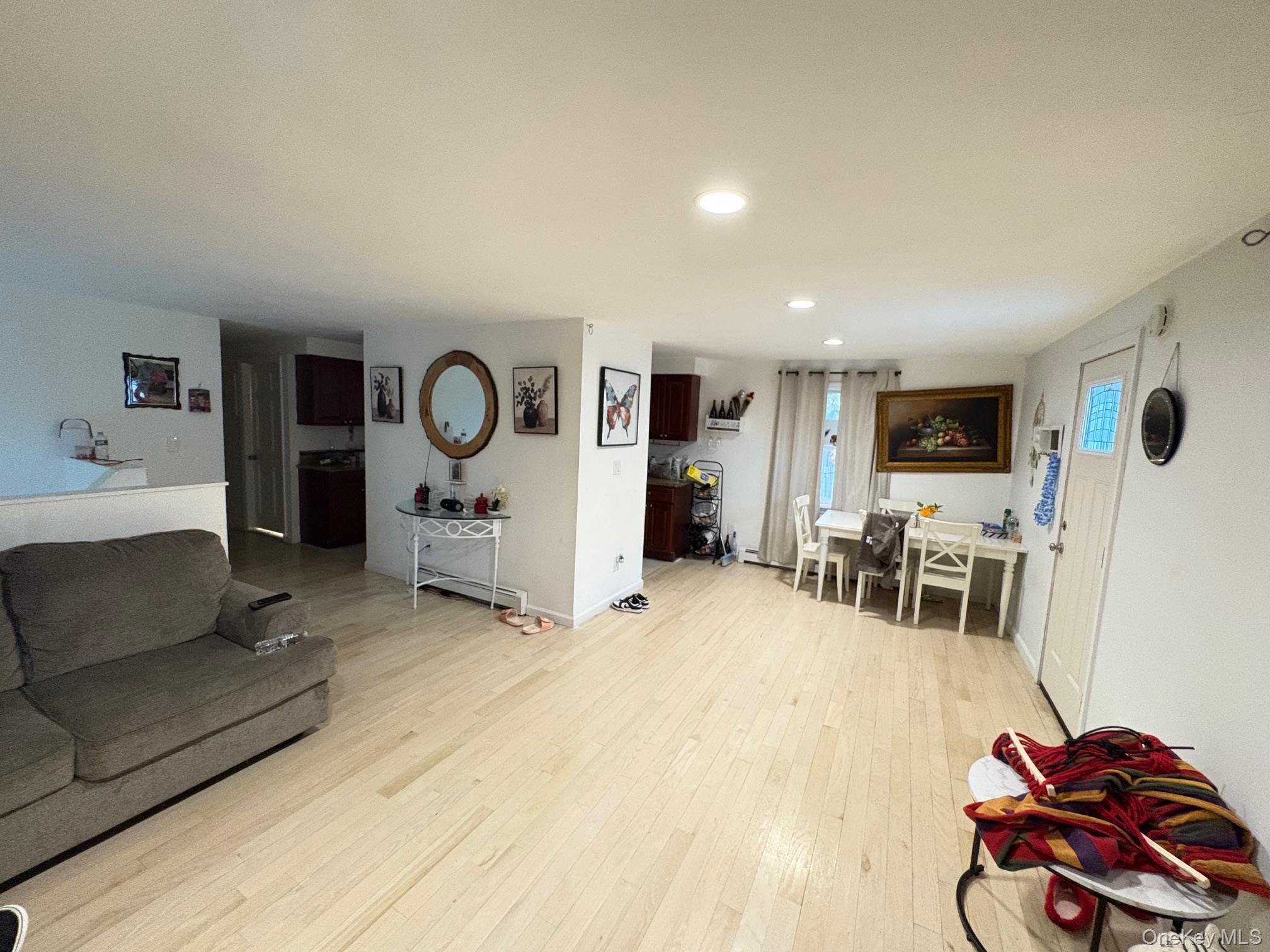 Single Family Garden City  Suffolk County, NY 11798, MLS-932586-36