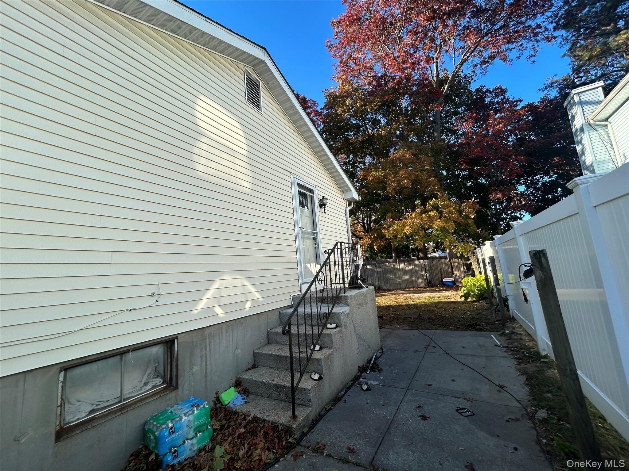 Single Family Garden City Suffolk County, NY 11798, MLS-932586-4
