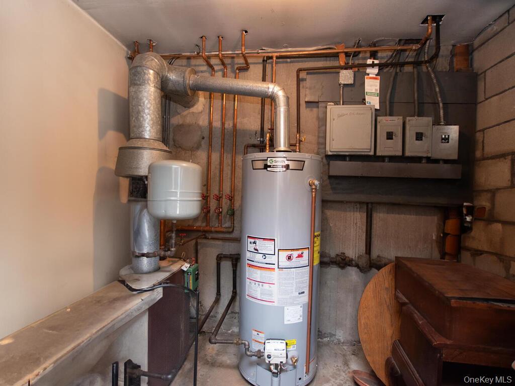 Single Family Edson  Bronx, NY 10469, MLS-932591-12