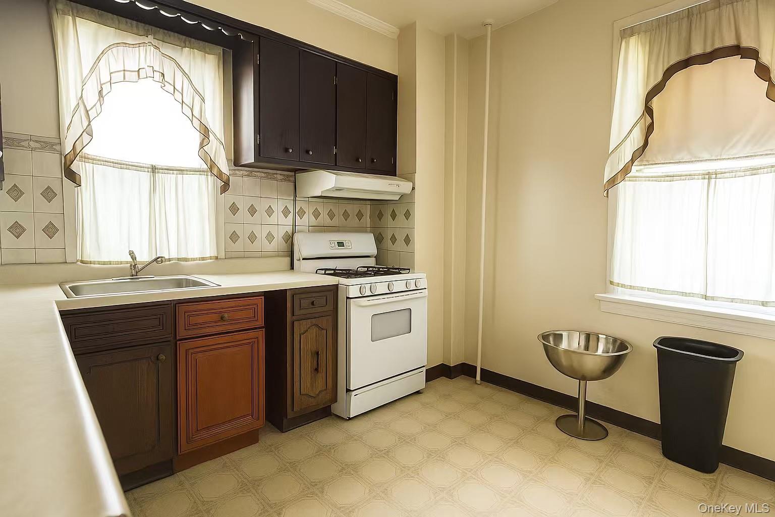 Single Family 78th  Queens, NY 11373, MLS-932625-6