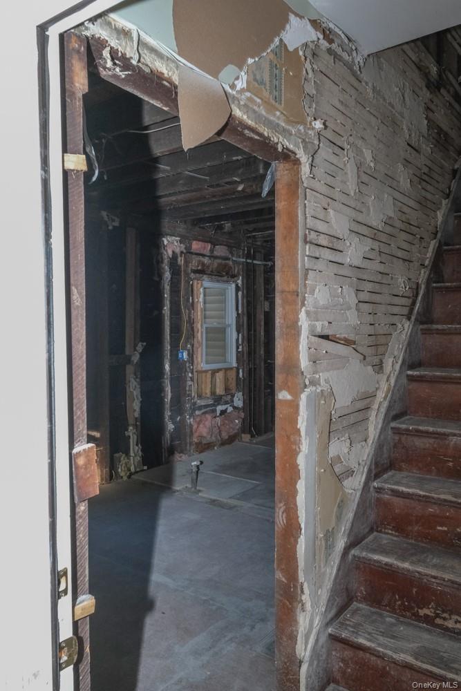 Single Family Circle  Orange County, NY 10987, MLS-932629-16