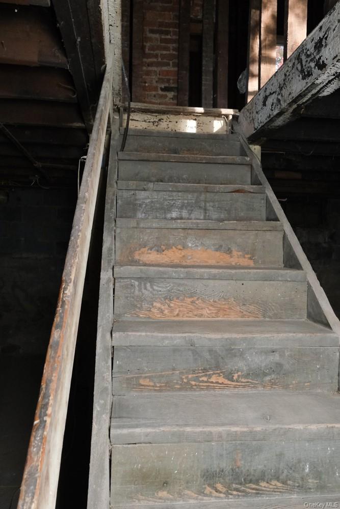 Single Family Circle  Orange County, NY 10987, MLS-932629-38