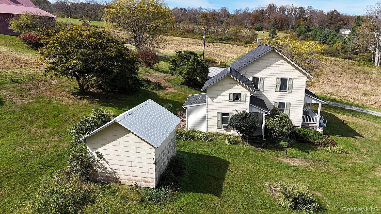 Single Family Clover Hill Out Of Area, NY 18415, MLS-932630-35