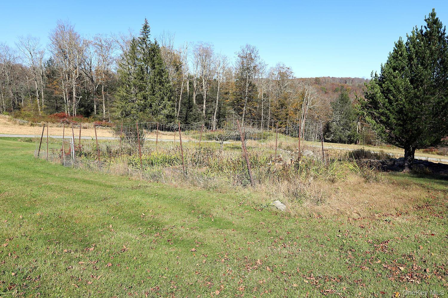 Single Family Clover Hill Out Of Area, NY 18415, MLS-932630-44