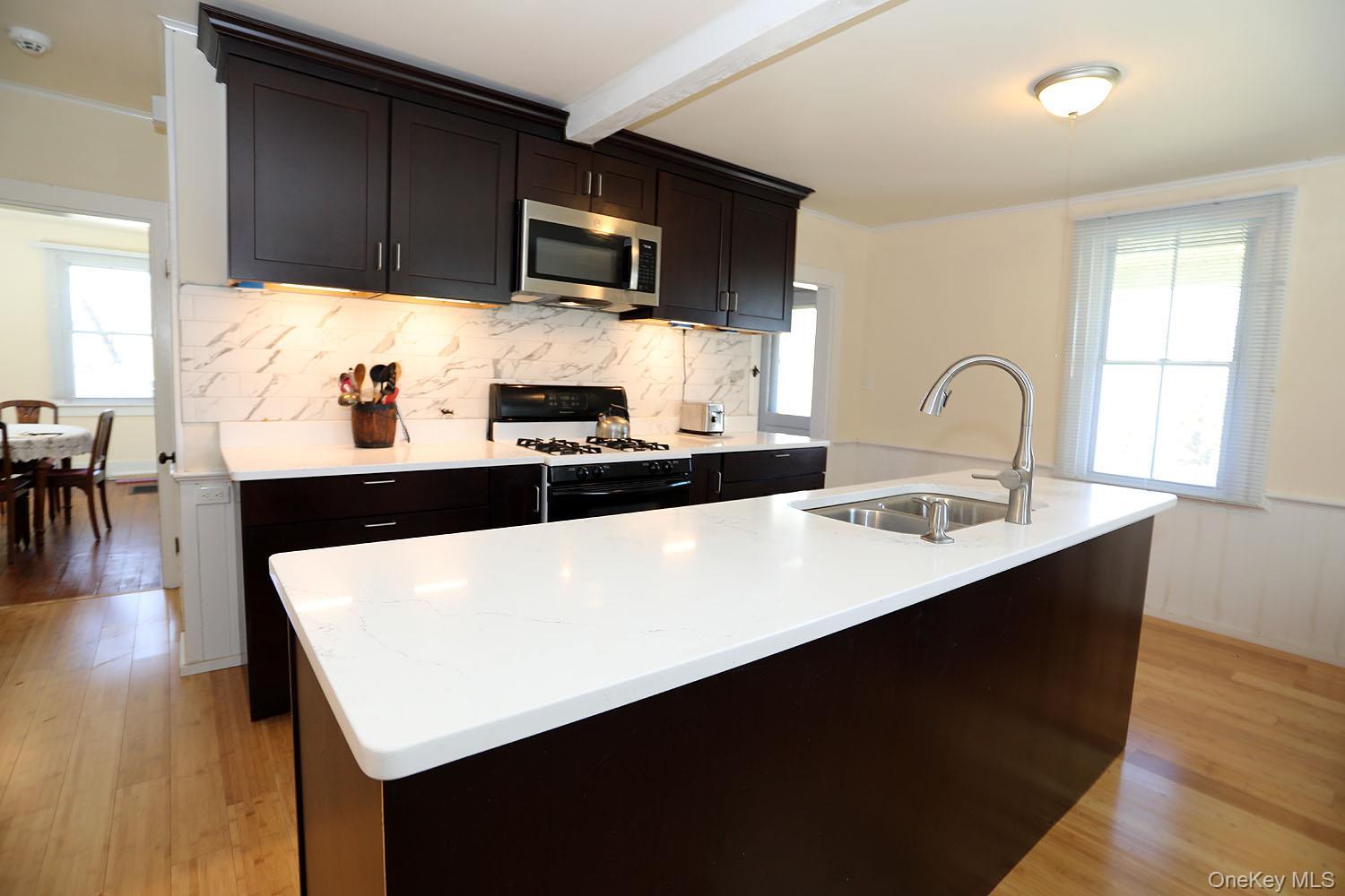 Single Family Clover Hill Out Of Area, NY 18415, MLS-932630-8