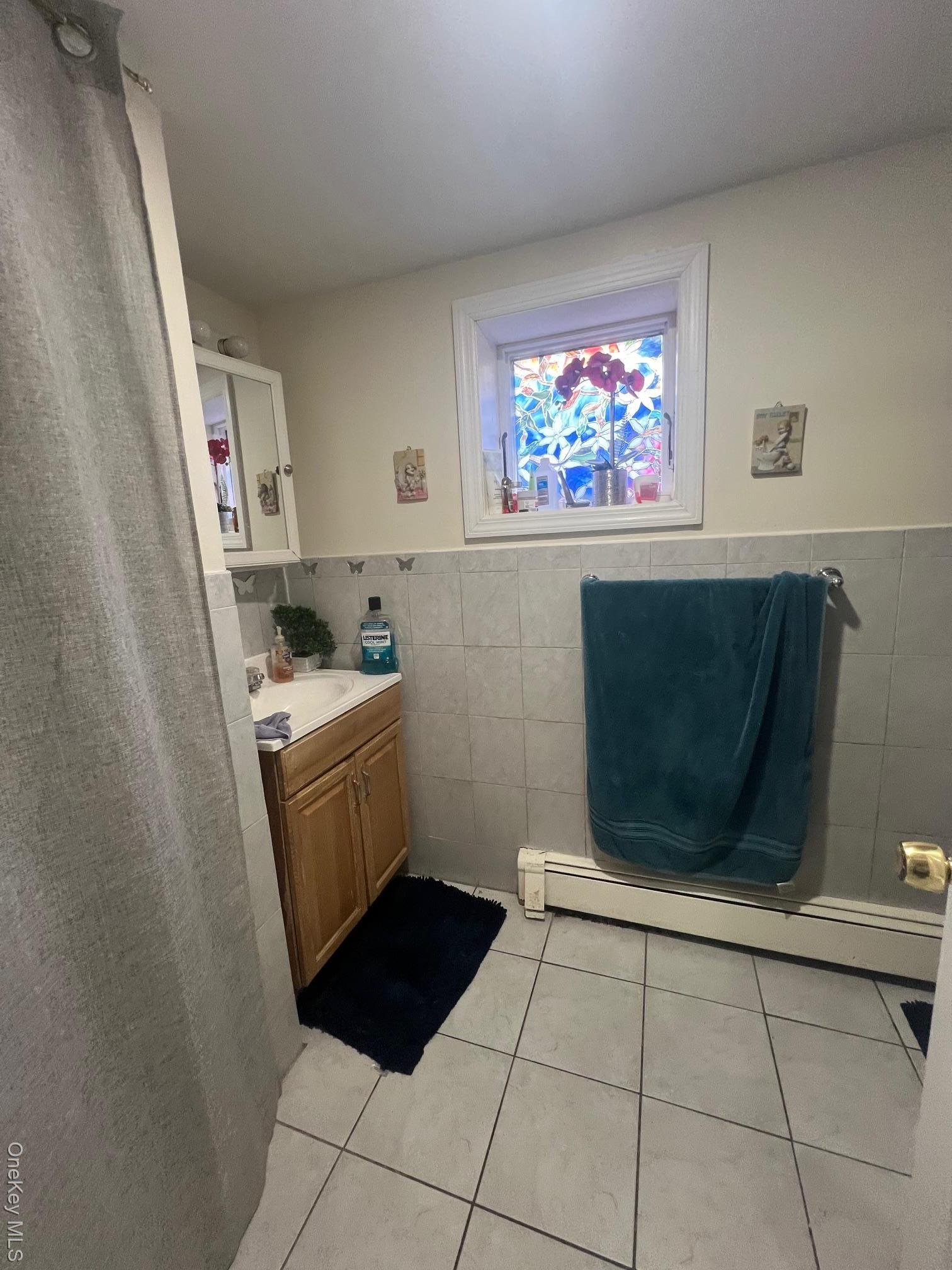 Single Family Oakley  Nassau County, NY 11003, MLS-932636-9