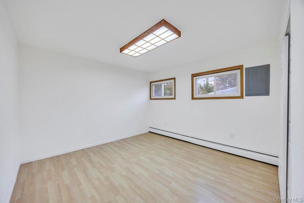 Single Family Redwood  Nassau County, NY 11756, MLS-932638-10