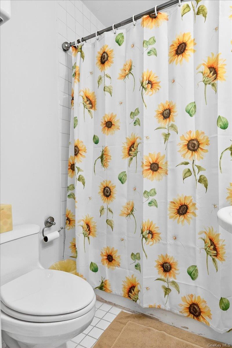 Single Family Noyac  Suffolk County, NY 11963, MLS-932646-10