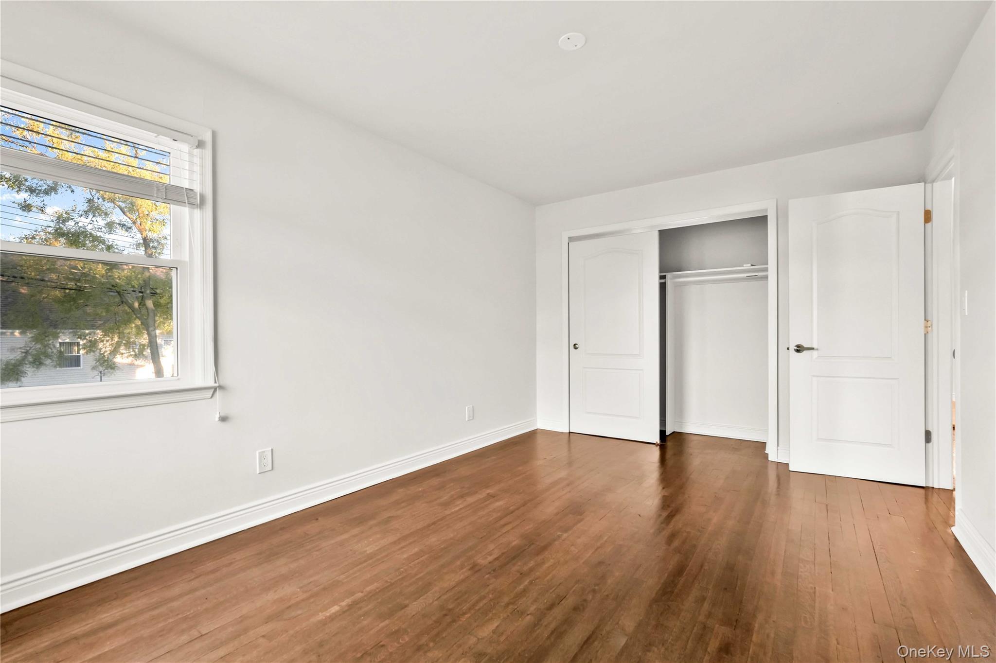 Single Family 160th  Queens, NY 11414, MLS-932649-17