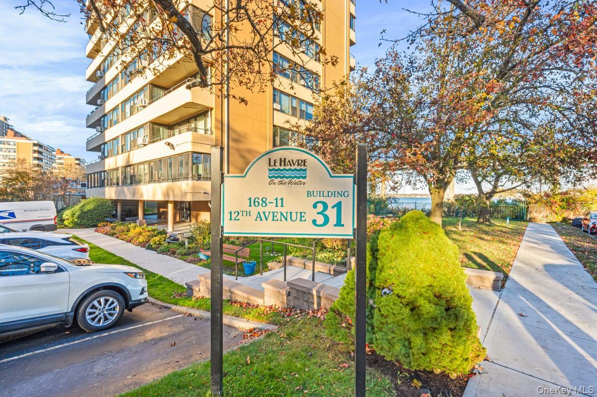 Coop 12th  Queens, NY 11357, MLS-932670-3