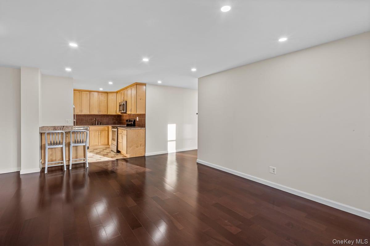 Coop 12th  Queens, NY 11357, MLS-932670-7