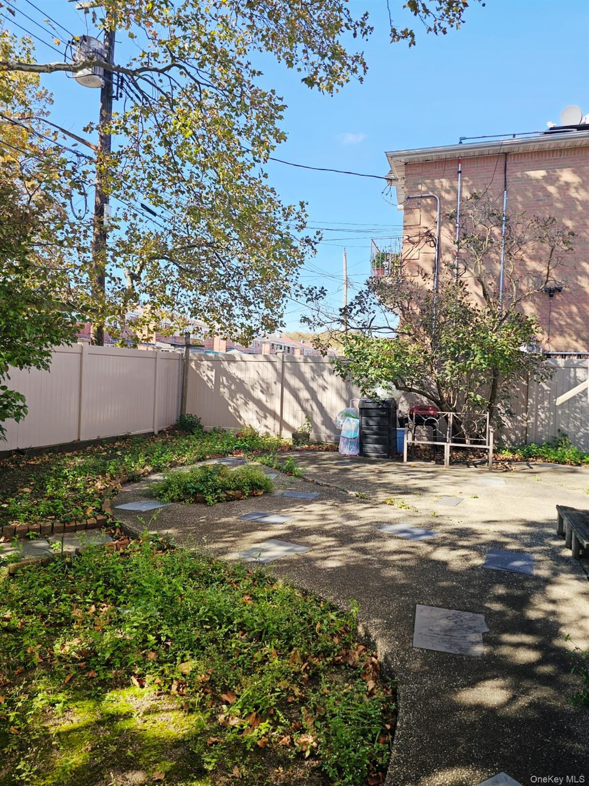 Single Family Schenck  Brooklyn, NY 11236, MLS-932671-31