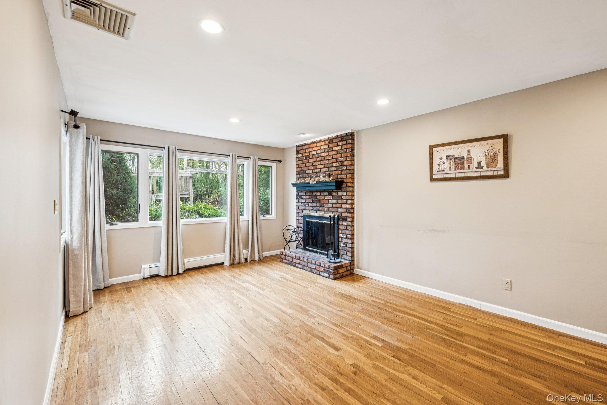 Single Family Princeton Nassau County, NY 11803, MLS-932730-12